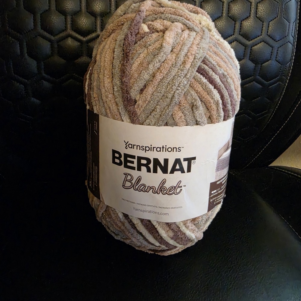 Yarnspirations Bernat Blanket Twist Purple Haze Polyester Yarn 10.5 Oz 220 Yards